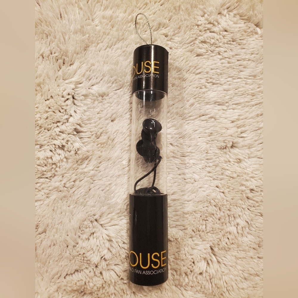 Dave Mattews Band Branded Corded Earbuds.  Unopened